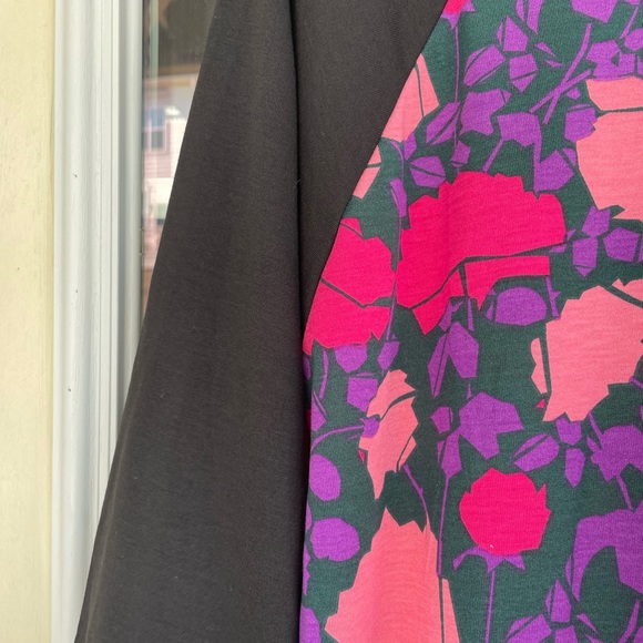 Black sleeve Lularoe Randy NWT - Picture 3 of 5